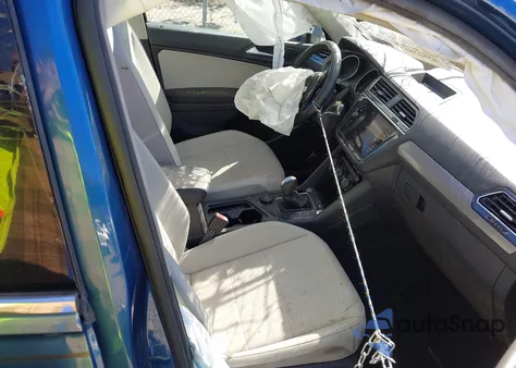 2019 Volkswagen Tiguan 2.0T Se/2.0T Sel/2.0T Sel R-Line/2.0T Sel R-Line Black from USA, damaged, VIN 3VV2B7AX0KM038840